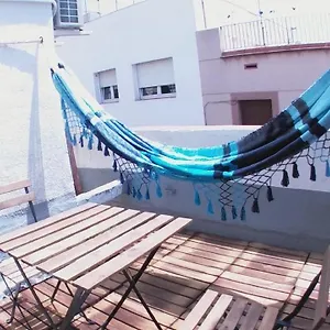 https://el-serrallo-port.top-hotels-tarragona.com